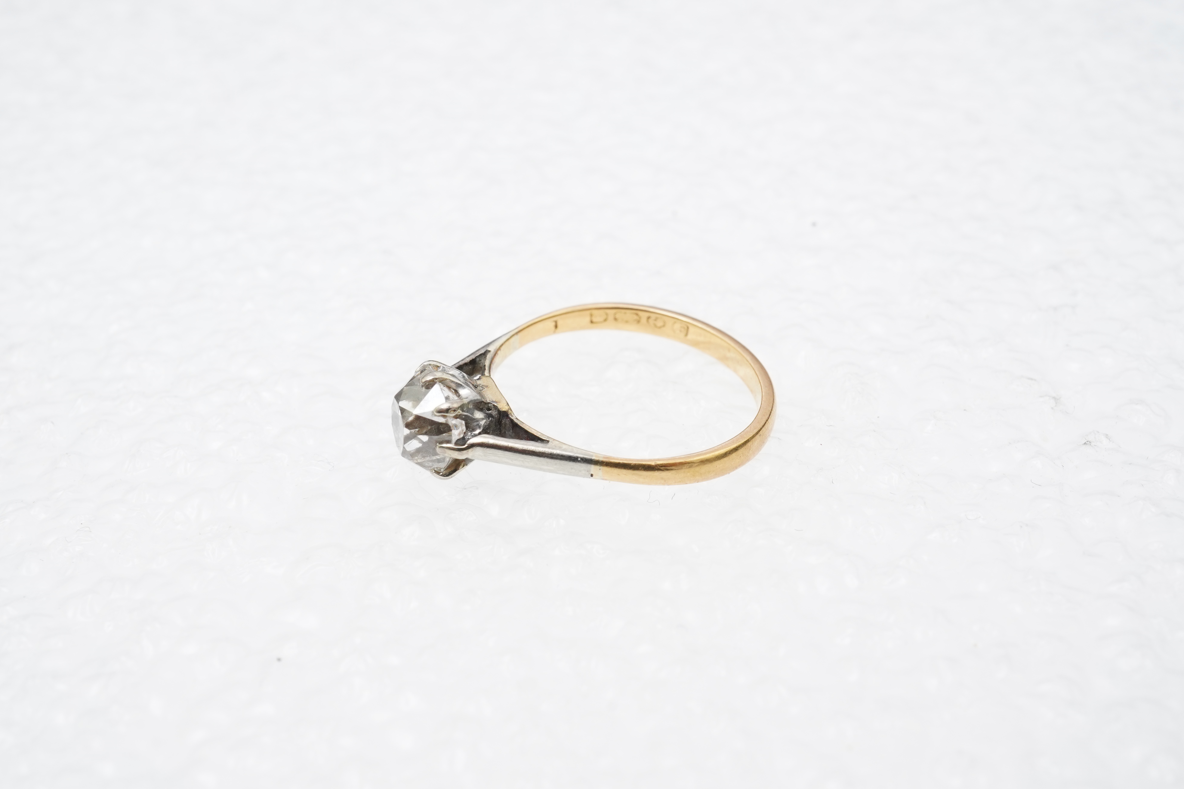 A diamond solitaire ring, early 20th century